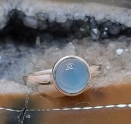 Bague calcedoine bleue.